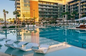 Hilton Honors award rates drop at select luxury ho...