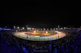 Mayfield takes over the Ipswich Witches