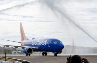 Southwest Airlines to add Starlink Wi-Fi to its pl...