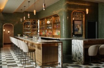 Amex opens a brand-new ‘speakeasy-style̵...