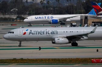 American-United merger fades, but airline deal tal...