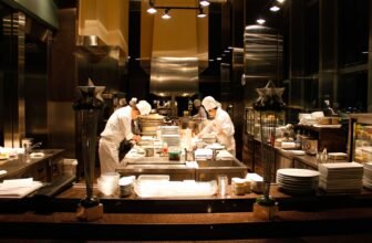 Lose Yourself in the Park Hyatt Tokyo – Hone...