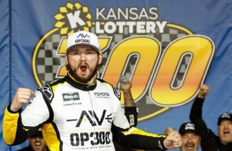 Taylor Gray holds back Sheldon Creed to win NASCAR...