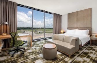 Best international airport hotels  – The Po...