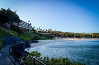 Here’s a look at Mauna Kea Beach Hotel’...