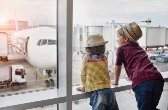 Airlines that allow families to pool miles