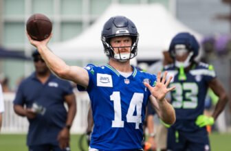 Seahawks QB is a ‘geek’ on the science...